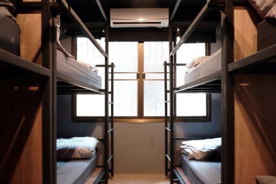 Nap@Pan Hostel Silom Bangkok Ngoại thất bức ảnh
