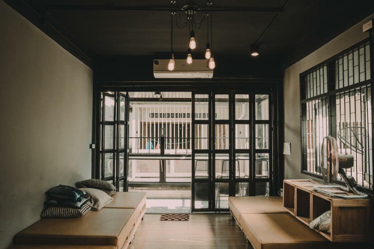 Nap@Pan Hostel Silom Bangkok Ngoại thất bức ảnh